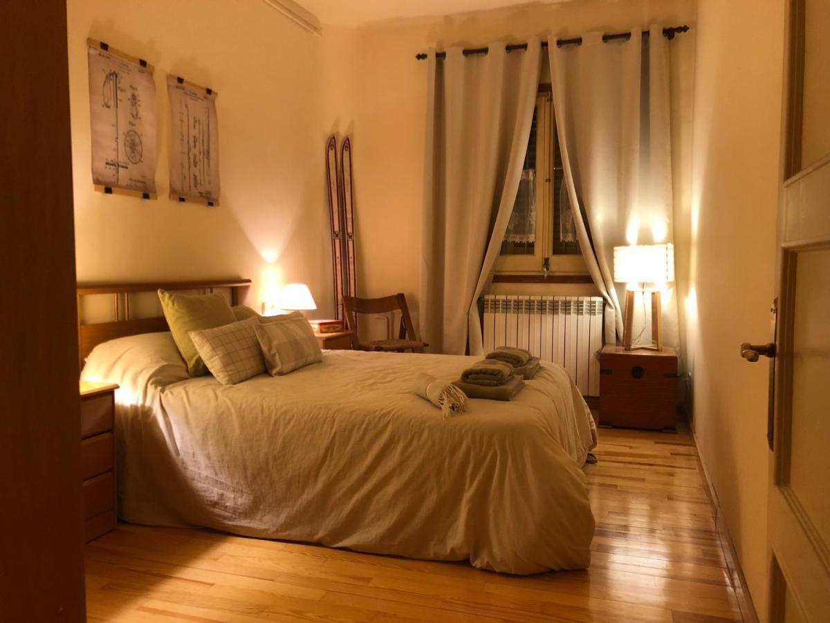 Maison Biscuit. Apartament A La Placa De La Vila كامبروذون المظهر الخارجي الصورة