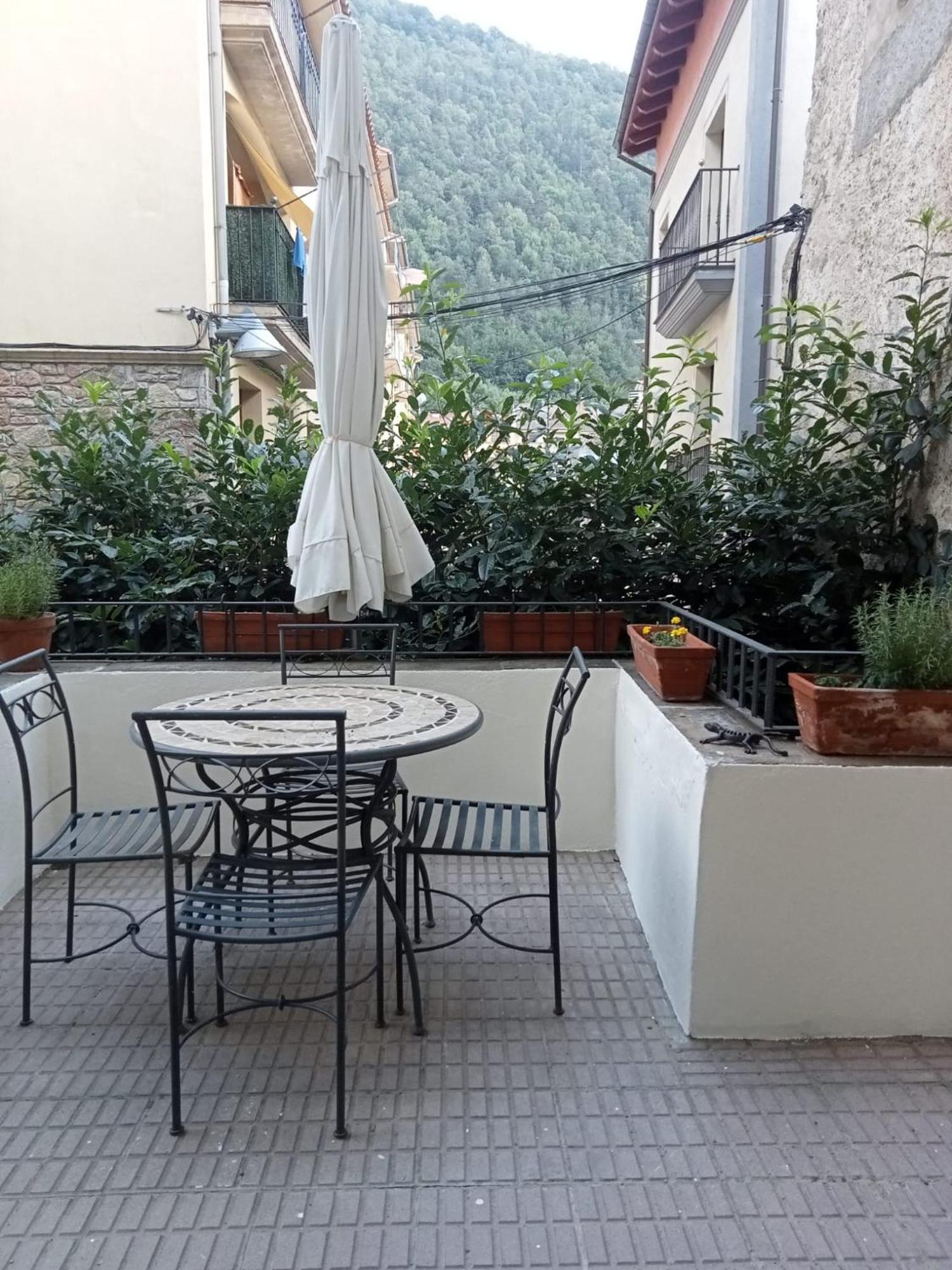 Maison Biscuit. Apartament A La Placa De La Vila كامبروذون المظهر الخارجي الصورة